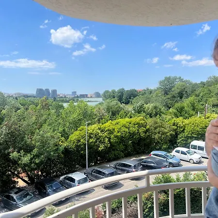 Apartamento Artificial View Tirana