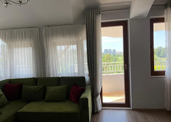 Artificial View * Tirana